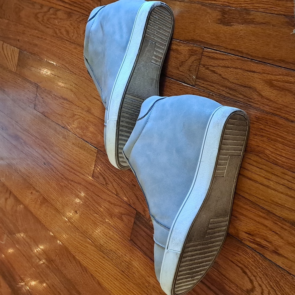Women size 9 Maurices wedge booties.  Gray. - Picture 7 of 7